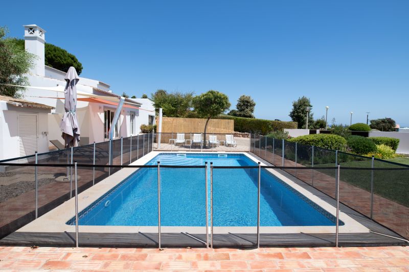 Swimming Pool Fence Service